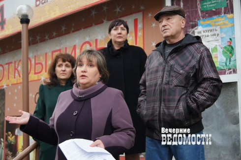 Жители Сортировки требуют закрыть «гадюшник» под окнами (ФОТО)