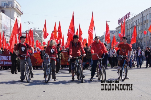 Вечерние слухи. «ЕР» придумала, как Александру Петрову попасть в Госдуму