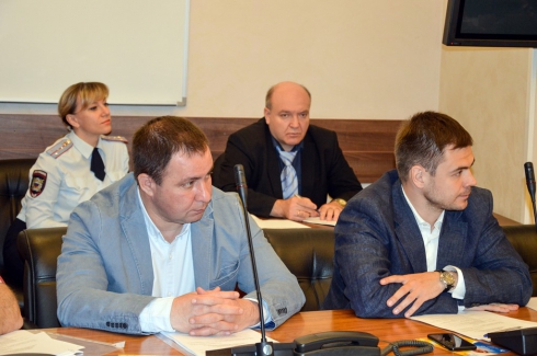 Жалобы на действия полиции, налоговые преступления и некачественную продукцию обсудили на Координационном совете при свердловском главке