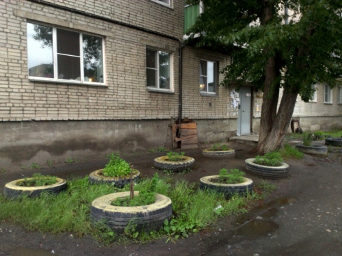 Высоцкий на стене и лучшие дворы России!