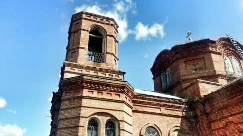 Где колхоз, а где бесхоз? Богородице-Рождественская церковь села Рычково