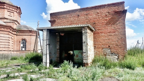 Где колхоз, а где бесхоз? Богородице-Рождественская церковь села Рычково