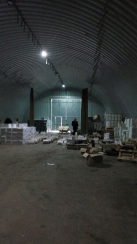 ФСБ и ОБОП обнаружили склад нелегального алкоголя в Верхней Пышме (ФОТО)