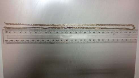 На Урале женщина украла золотые цепочки, спрятав их во рту