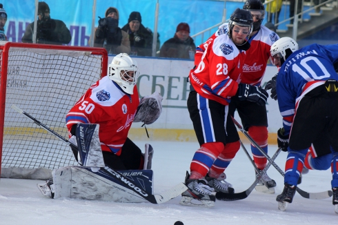 Курганские хоккеисты отдали победу в матче «Русской классики» тюменскому «Рубину»