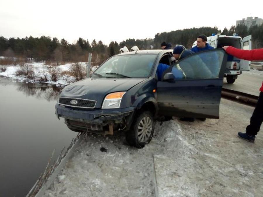 ГИБДД: сводка происшествий на территории Свердловской области с 2 по 4 февраля 2018 года