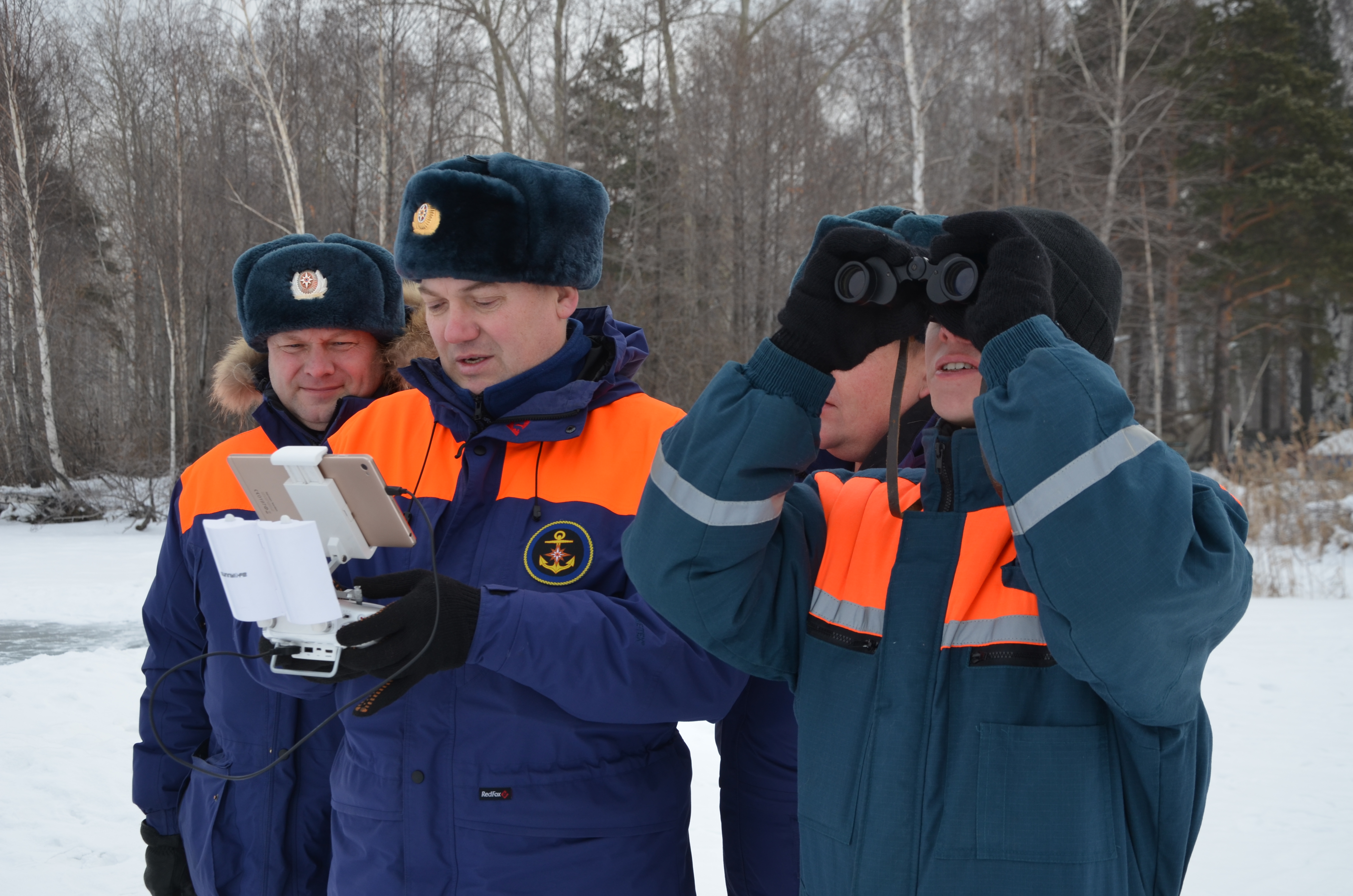 Сотрудники свердловского управления МЧС осваивают беспилотники Сотрудники свердловского управления МЧС осваивают беспилотники