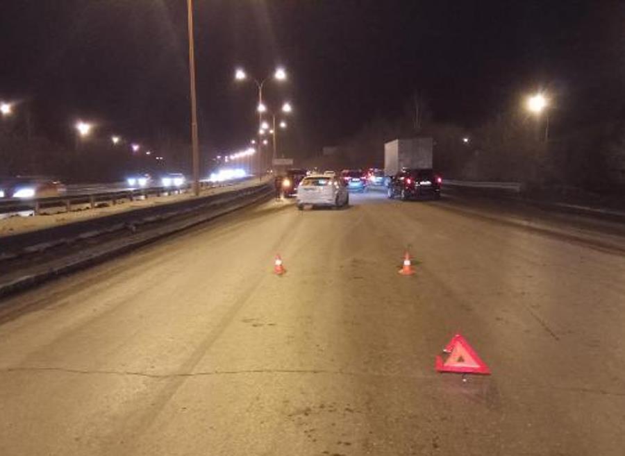 ГИБДД: сводка происшествий на территории Свердловской области за 6 февраля 2018 года