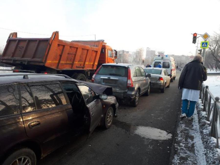 ГИБДД: сводка происшествий на территории Свердловской области с 9 по 11 февраля 2018 года