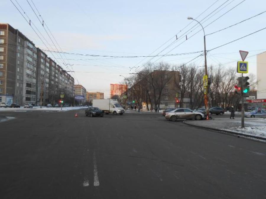 ГИБДД: сводка происшествий на территории Свердловской области с 16 по 18 февраля 2018 года ГИБДД: сводка происшествий на территории Свердловской области с 16 по 18 февраля 2018 года