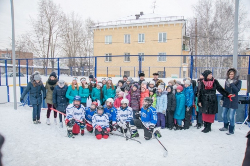 В Екатеринбурге открыли новый ледовый корт