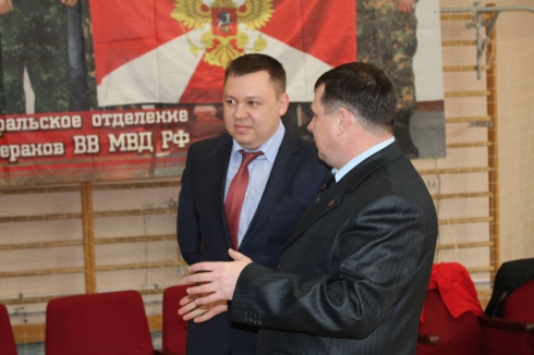 150 молодых бойцов махали кулаками в Каменске-Уральском