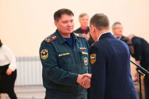 150 молодых бойцов махали кулаками в Каменске-Уральском