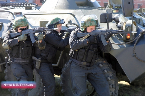 В районе аэропорта Кольцово проводятся совместные учения силовиков