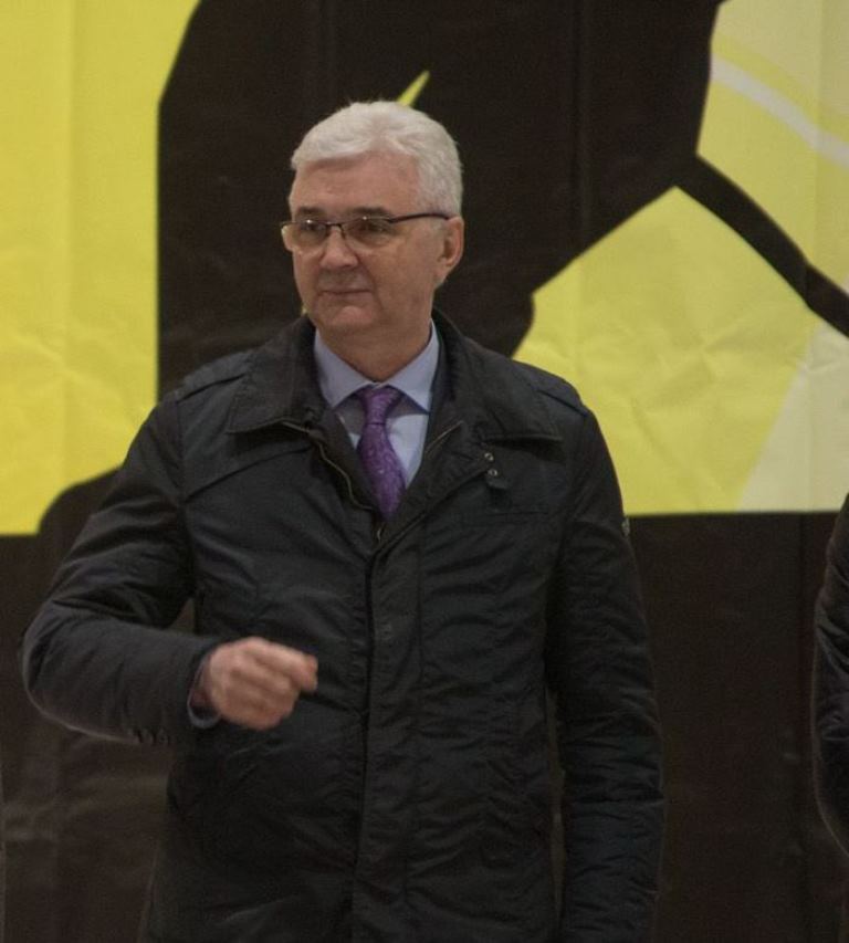 В Екатеринбурге открыли новую ледовую арену на Уралмаше