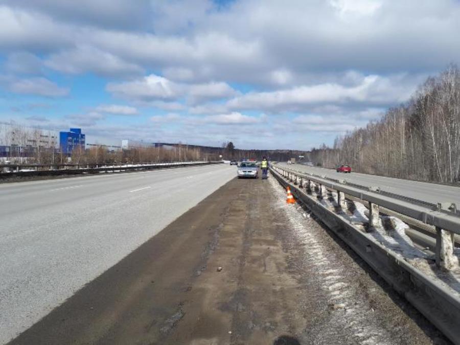 ГИБДД: сводка происшествий на территории Свердловской области с 30 марта по 1 апреля 2018 года ГИБДД: сводка происшествий на территории Свердловской области с 30 марта по 1 апреля 2018 года