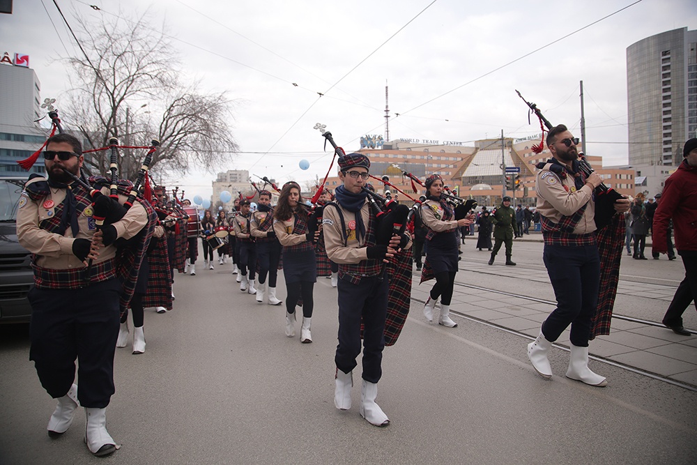 Около пяти тысяч человек приняли участие в пасхальном крестном ходе в Екатеринбурге