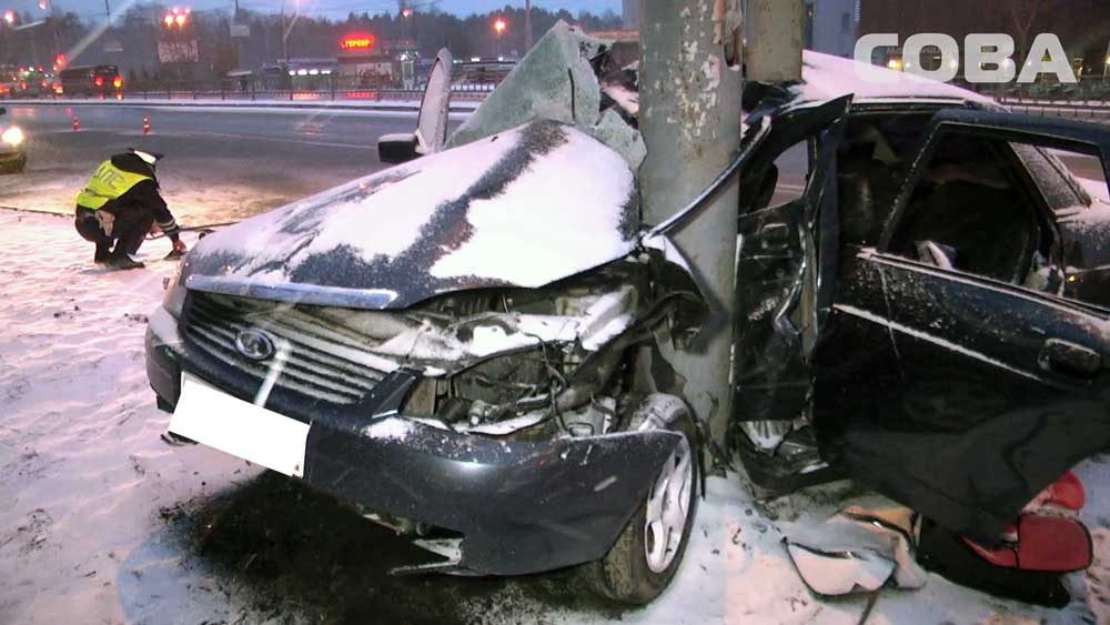 В ДТП на проспекте Космонавтов погиб молодой человек