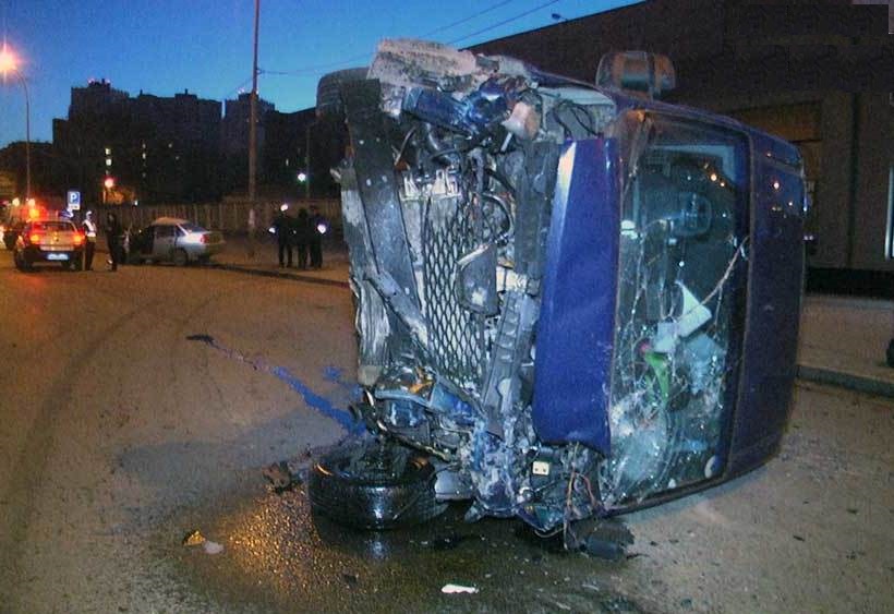 ГИБДД: сводка происшествий на территории Свердловской области за 17 апреля 2018 года ГИБДД: сводка происшествий на территории Свердловской области за 17 апреля 2018 года