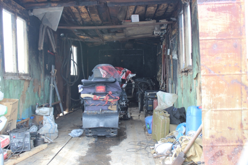 В Свердловской области, в одном из садовых товариществ, полицией найден и изъят небольшой оружейный арсенал В Свердловской области, в одном из садовых товариществ, полицией найден и изъят небольшой оружейный арсенал