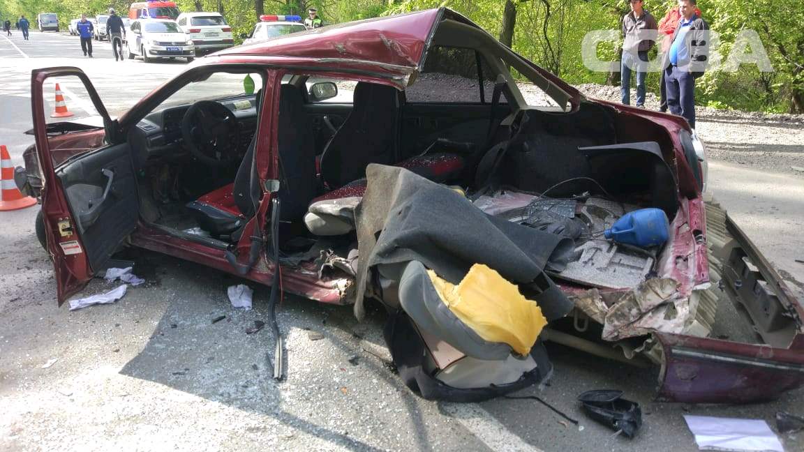 В ДТП на Сибирском тракте пострадали 24 человека