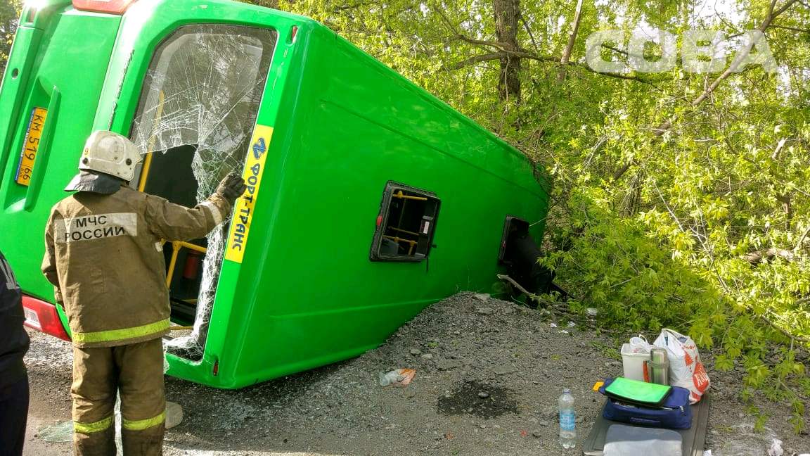 В ДТП на Сибирском тракте пострадали 24 человека