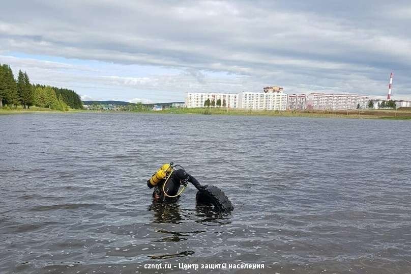 Генеральную уборку дна водоемов проводят в Нижнем Тагиле Генеральную уборку дна водоемов проводят в Нижнем Тагиле