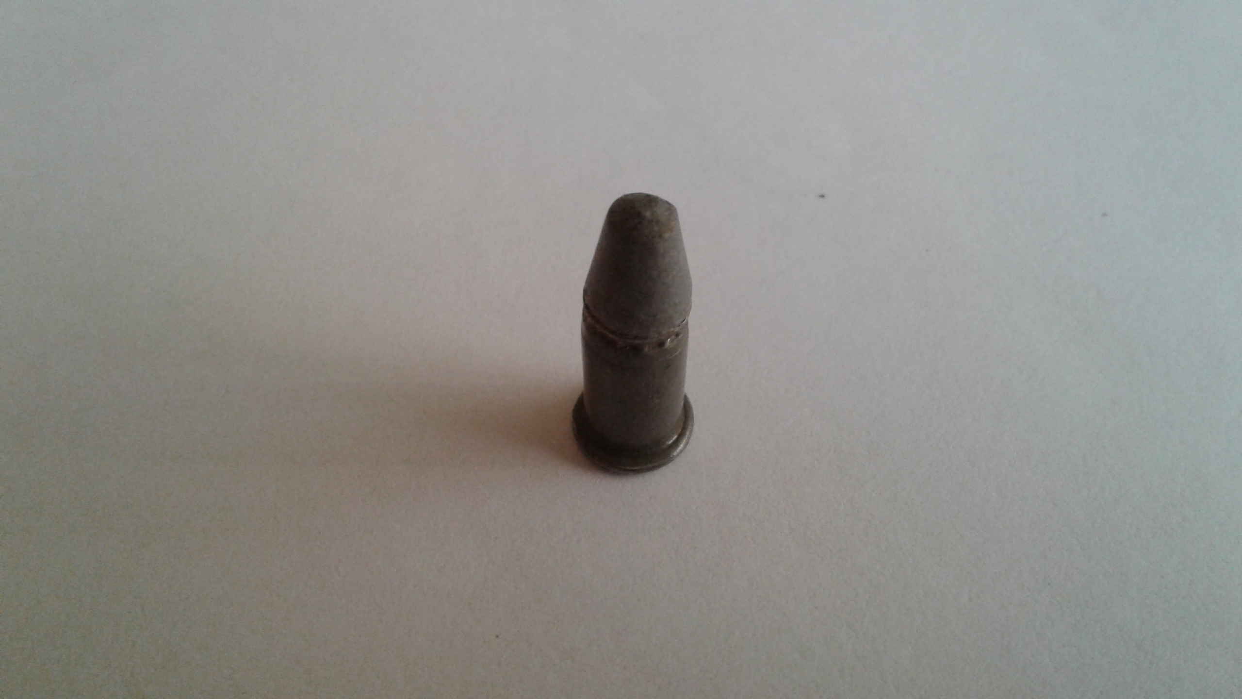 У жителя Нижнего Тагила нашли пистолет, патроны и наркотики У жителя Нижнего Тагила нашли пистолет, патроны и наркотики