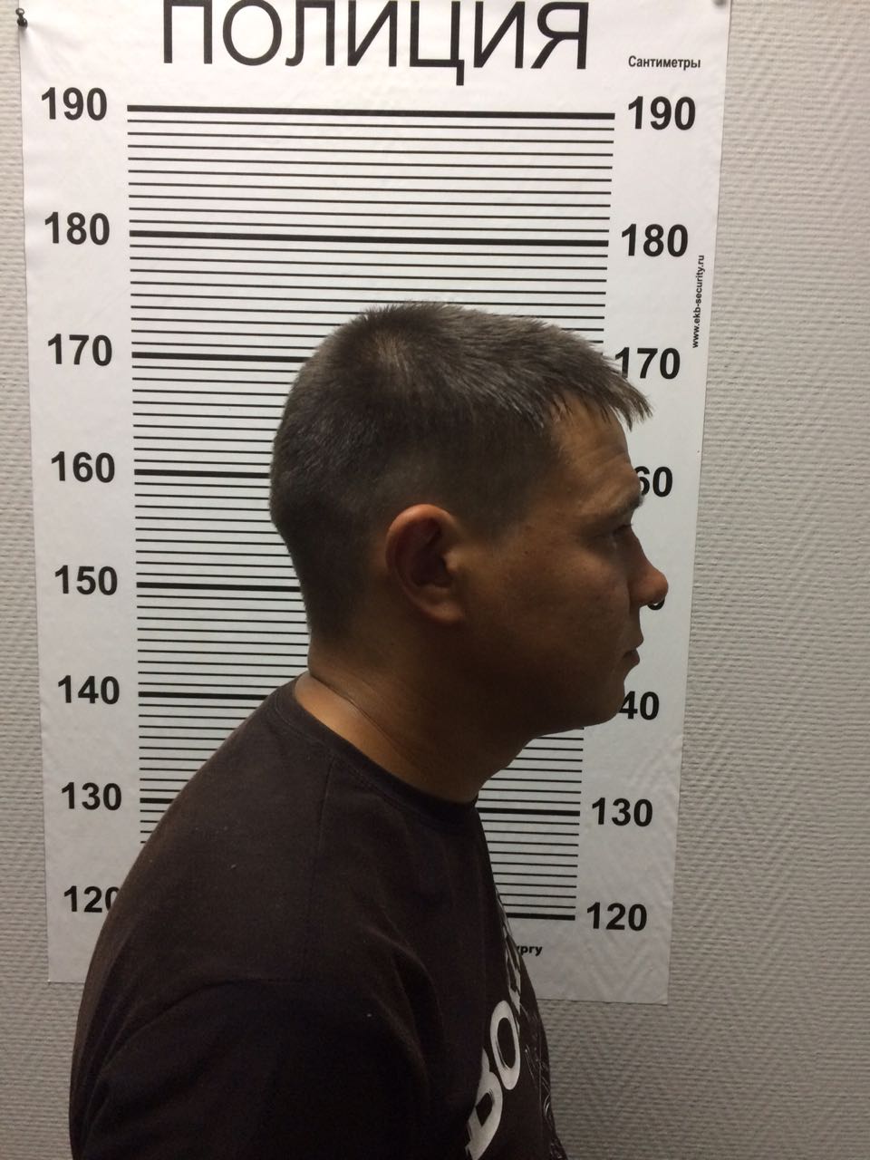 Полиция ищет пострадавших от действий грабителя в Екатеринбурге (ФОТО)