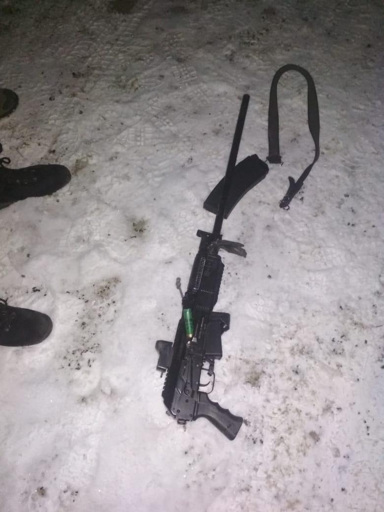 В Арамиле мужчина открыл стрельбу на улице В Арамиле мужчина открыл стрельбу на улице