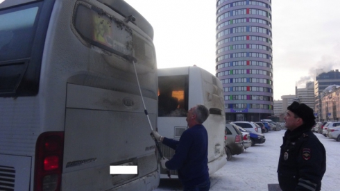 ГИБДД выявила в Свердловской области более 200 неисправных автобусов