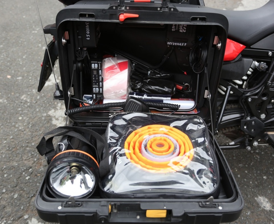 Бригада МЧС показала журналистам свои новые мотоциклы Бригада МЧС показала журналистам свои новые мотоциклы