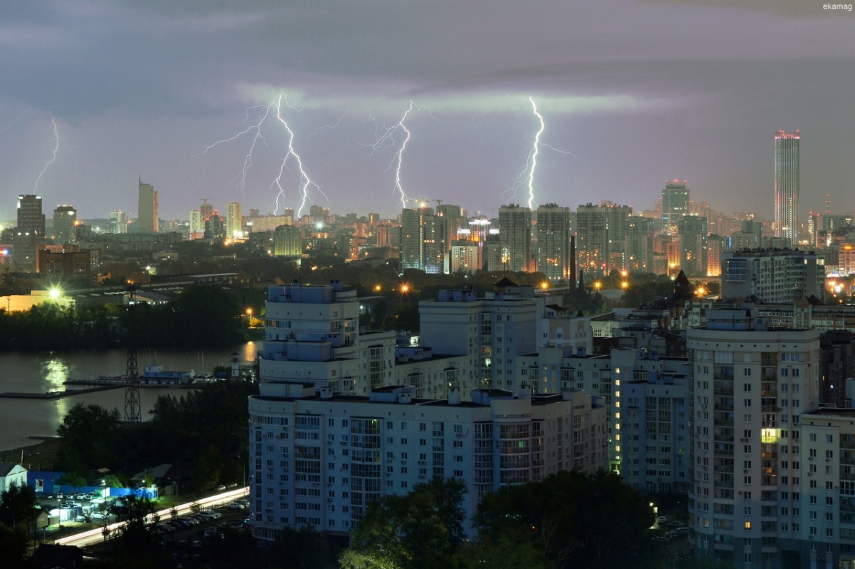 Екатеринбург и пригород на одно утро превратились в Венецию