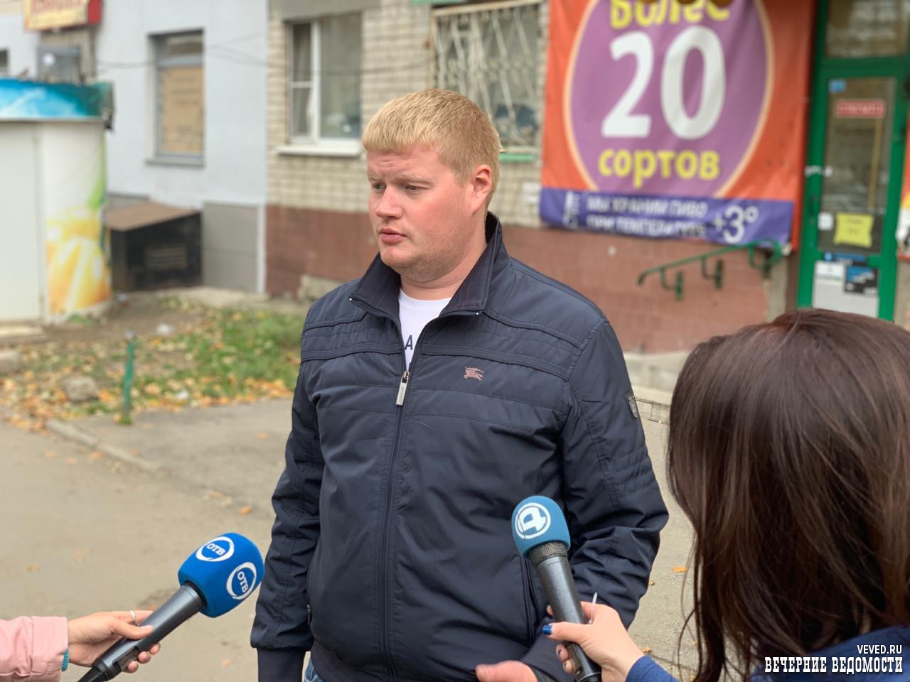 В Екатеринбурге общественники потребовали запретить «наливайки» в жилых домах В Екатеринбурге общественники потребовали запретить «наливайки» в жилых домах